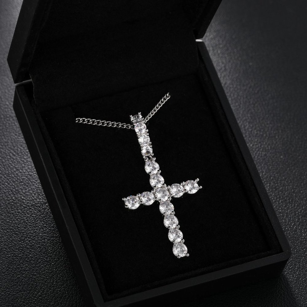 3.64 ctw Moissanite Diamond Cross Pendant Necklace Solid 925 Sterling Silver - Picture 4 of 10